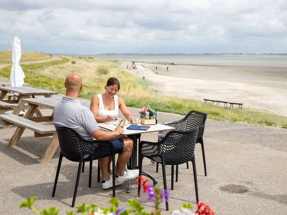 Met ze twee op stap